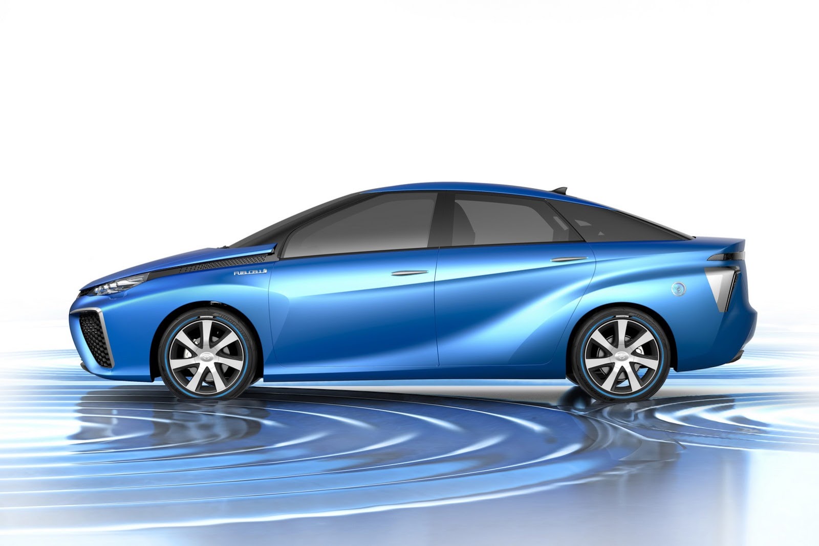 Toyota sản xuất xe chạy bằng tế bào nhiên liệu Hydro vào năm 2015 3